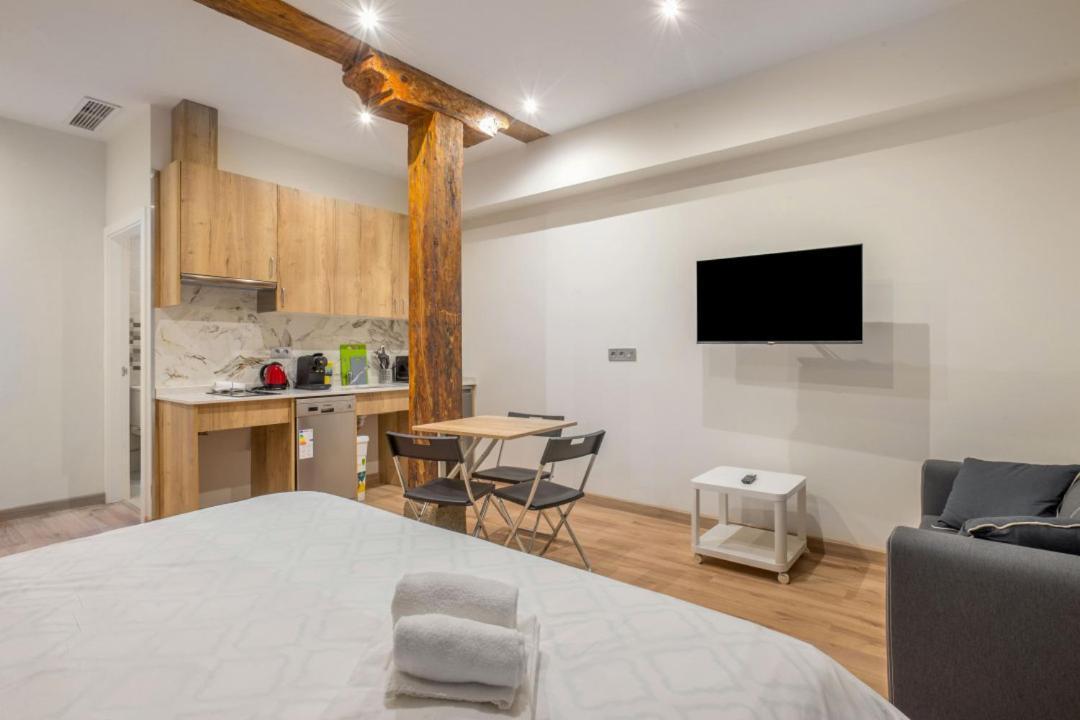 1 Bedroom 1 Bathroom Furnished - Justicia - Cozy - Mintystay Madrid Extérieur photo