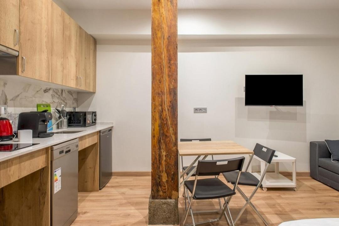 1 Bedroom 1 Bathroom Furnished - Justicia - Cozy - Mintystay Madrid Extérieur photo